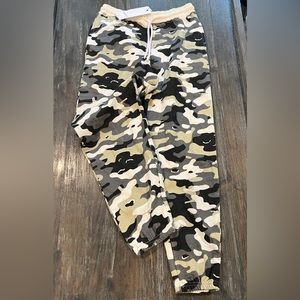 Nordstrom Sovereign Code NWT sz 10-12 boys. Camouflage jogger